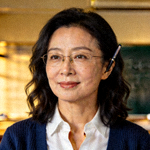 中年女性教师李梅的头像，气质优雅